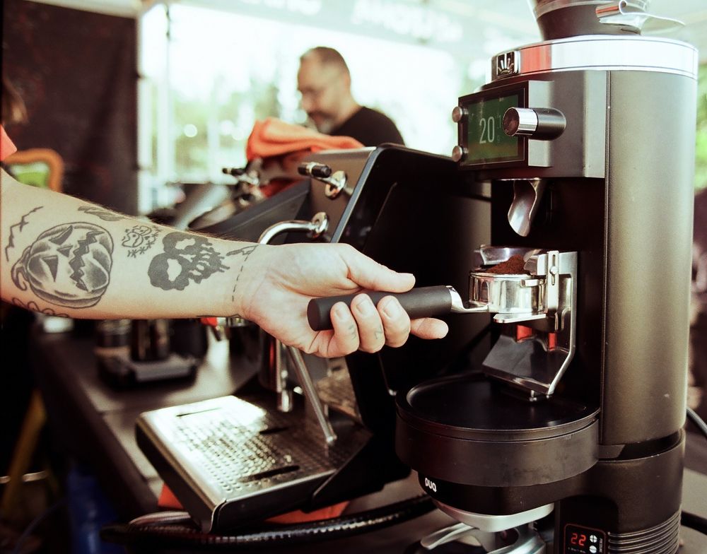 Barista pulling espresso